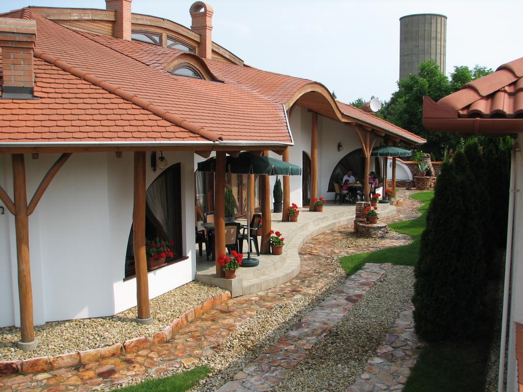 Hajdu Apartman 1. Hajduszoboszlo Exterior foto
