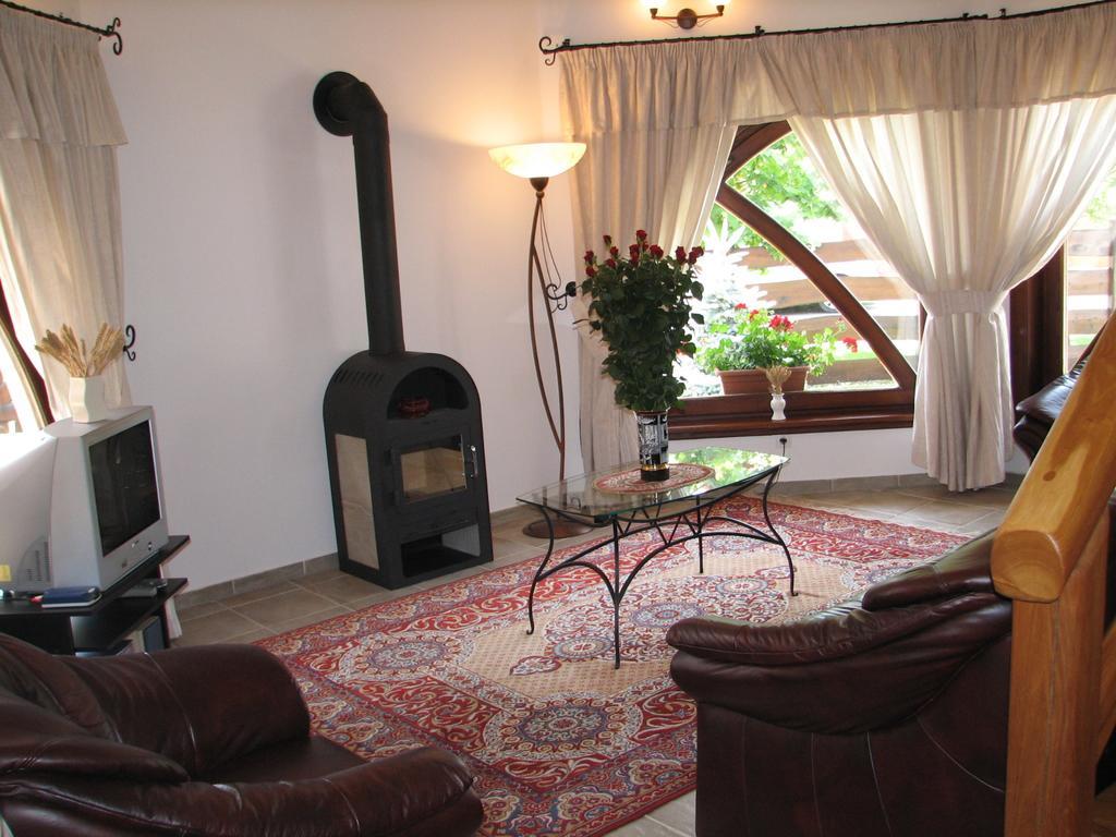 Hajdu Apartman 1. Hajduszoboszlo Exterior foto