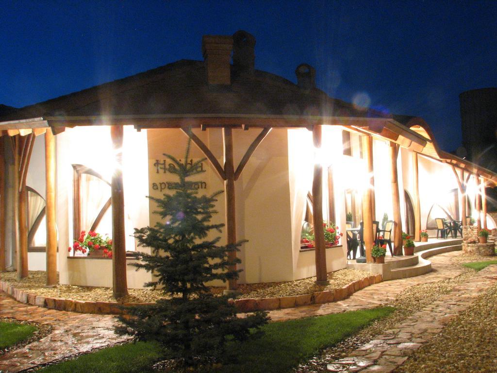 Hajdu Apartman 1. Hajduszoboszlo Exterior foto